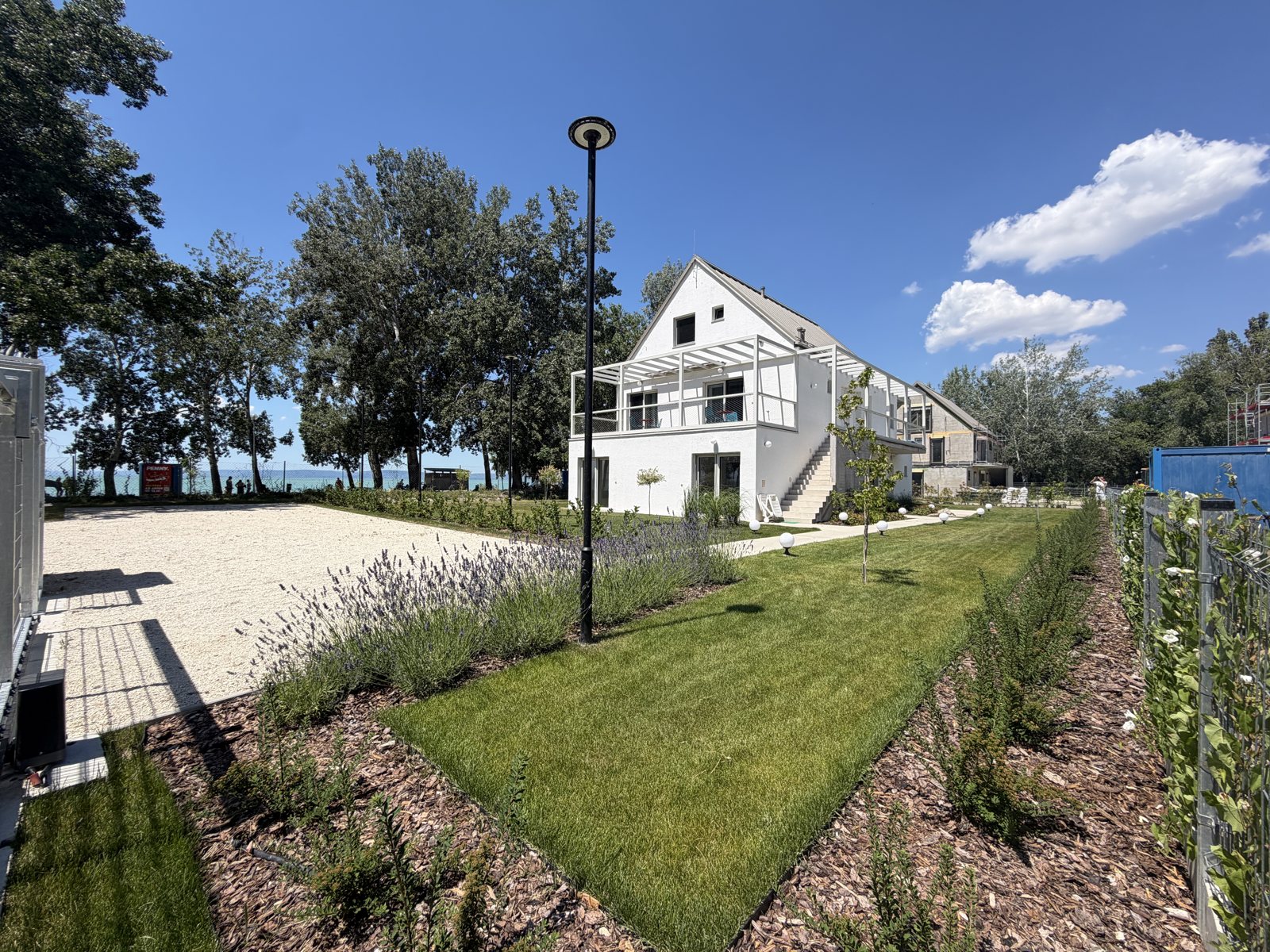 Akarattya Garden – helyszíni fotó
